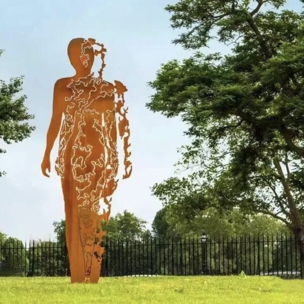 Corten girl huge